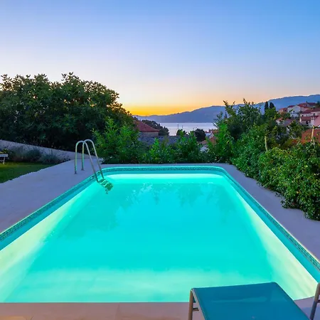 Villa Garden *