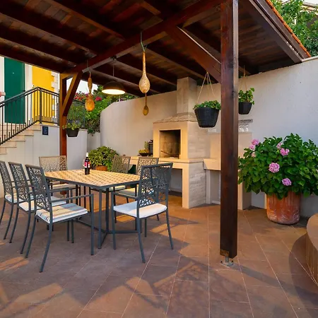 Garden Villa