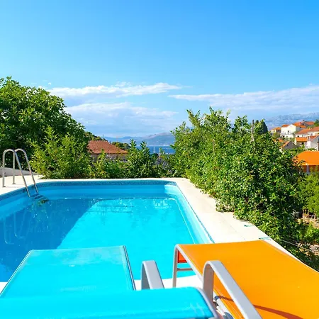 Villa Garden