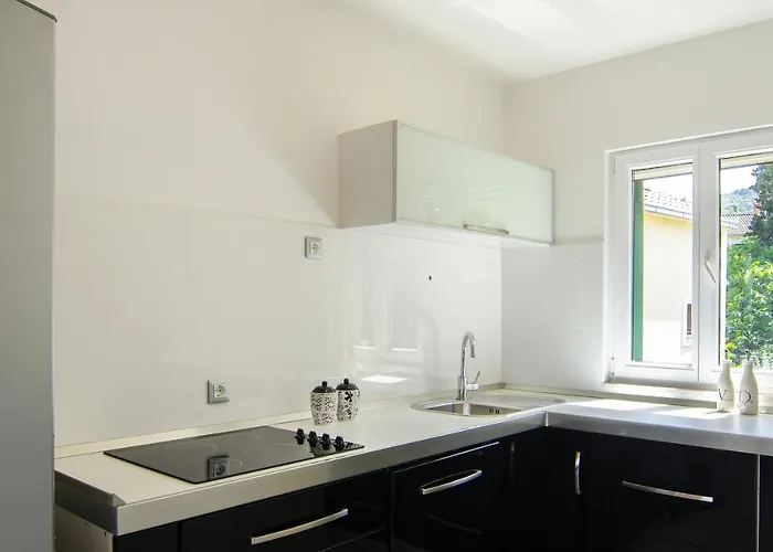 Garden Villa Splitska